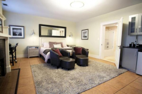 Hamilton Suite 2 - Ground Floor, Heart of Downtown